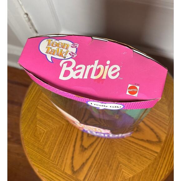 Teen Talk Barbie Doll 1991 Mattel Brunette 5745 Vintage NRFB - Picture 9 of 12
